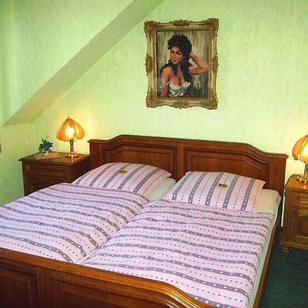 Hotel Garni Huttenhof Kall Exteriör bild